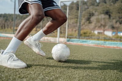 بث مباشر مباراه توتنهام وليفربول اليوممواجهة نارية في الدوري الإنجليزي